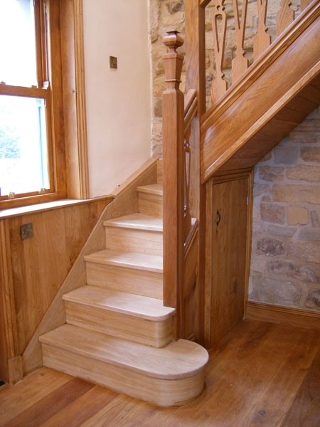 How to Varnish Oak Stairs